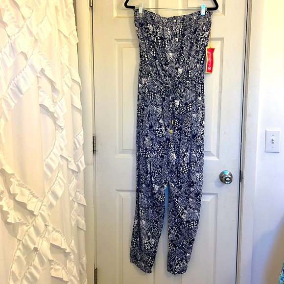 SOLD Lilly Pulitzer Romper - Picture 1 of 4